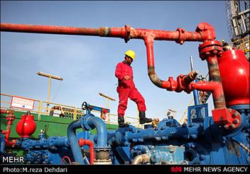 آخرین وضعیت بازسازی لوله صادرات نفت ایران/ نشت نفت متوقف شد