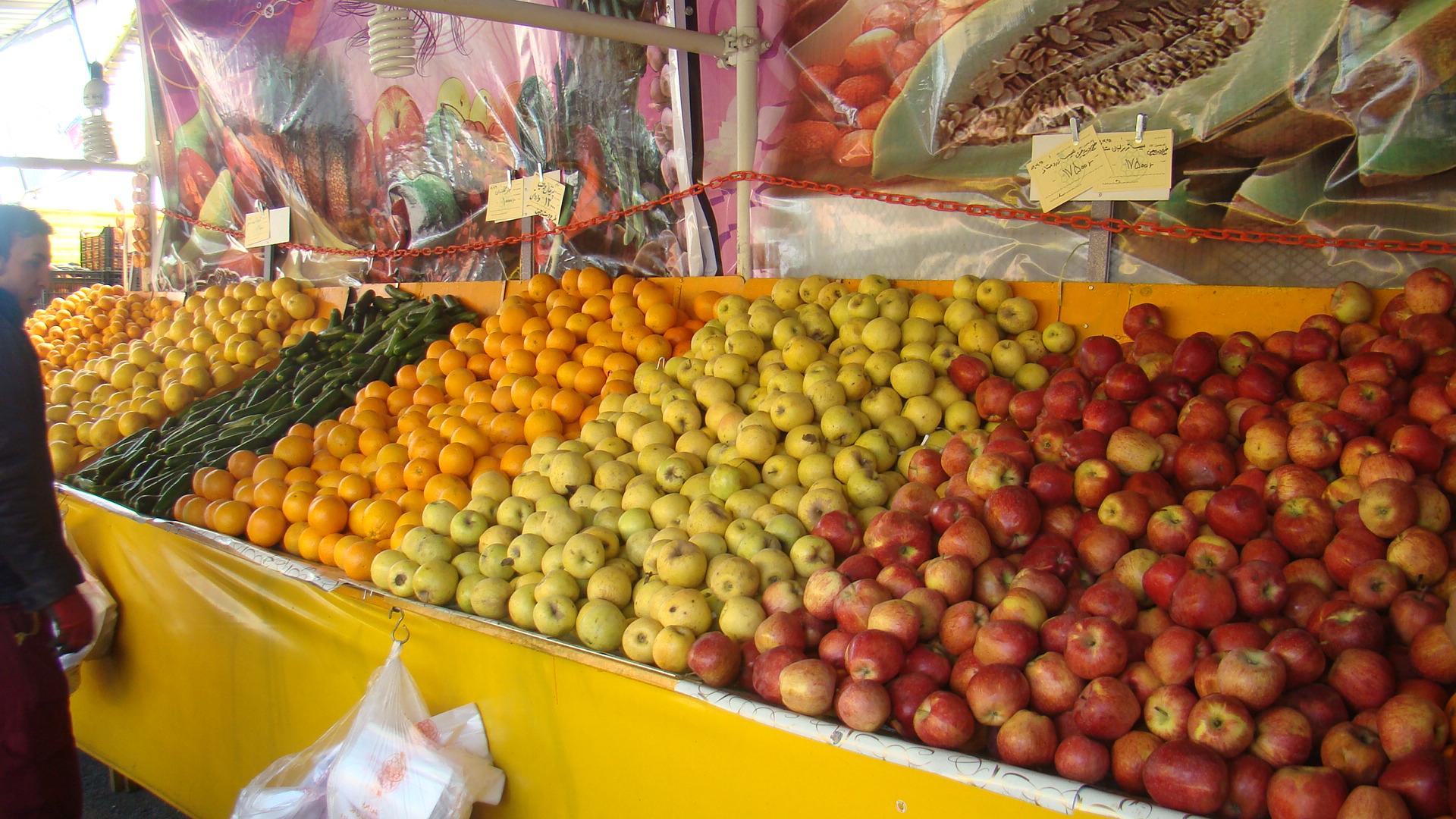 وضعیت و قیمت انواع میوه در بازار/ قیمت سیب زمینی به کمتر از هزار تومان کاهش می‌یابد