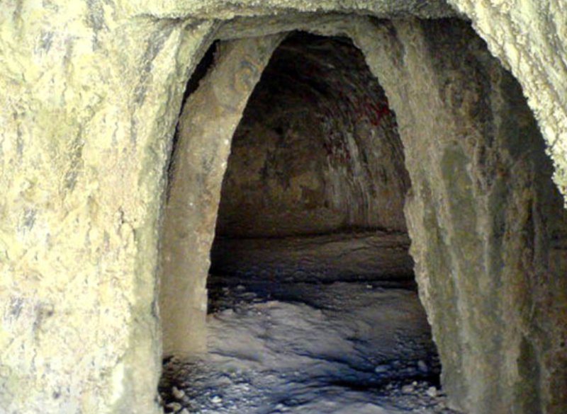 لرستان پایتخت پارینه سنگی ایران/ نبوغ ایرانیان در معماری شگفت انگیز غارهای «دست کند»
