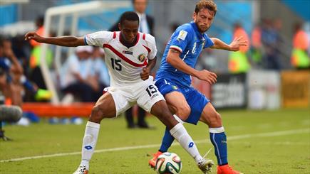 کاستاریکا با شکست ایتالیا به دوربعد صعود کرد/ شب تلخ فوتبال و والیبال لاجوردی پوشان