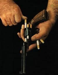 سیگار، هر 8 ثانیه یک نفر را به کام مرگ می برد/ دخانیات عامل مرگ و میر 10درصد جمعیت جهان