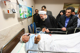 عیادت رییس‌جمهور از بیماران بیمارستان شهدای تجریش