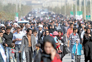 کاهش 30 درصدی مصرف غذایی ایرانیان / خط فقر درآمد ماهانه چقدر شده است؟ تحلیلگران اقتصادی: 2.500.000 تومان؛ مرکز آمار: 1.700.000 تومان