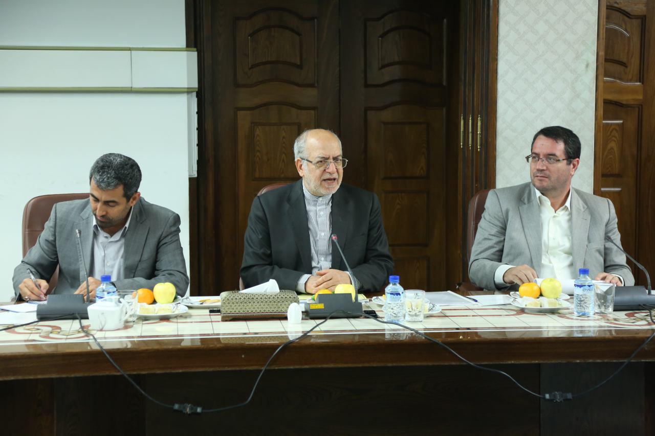 دیدار  وزیر صنعت با رییس و اعضای کمیسیون اقتصادی مجلس شورای اسلامی