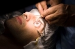 تولید چسب موقت ترومای چشمی/ جلوگیری از کوری در کمتر از یک دقیقه