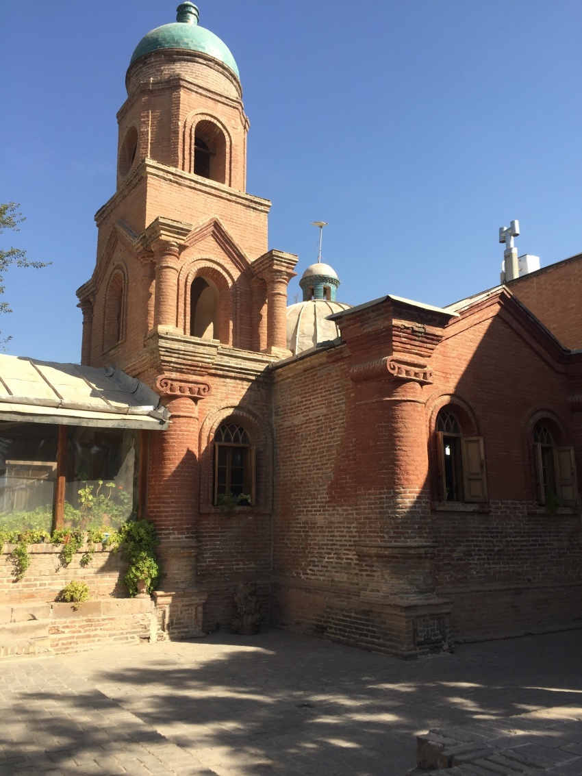 کلیسای کانتور قزوین، یادگاری از جنگ جهانی