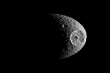 تصاویر کوچک‌ترین قمر زحل توسط ناسا منتشر شد