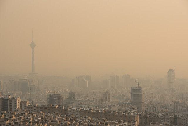 هشدار وزارت بهداشت درباره کیفیت هوا/ گروه‌های حساس از منزل خارج نشوند