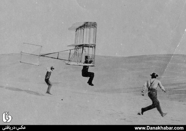 پرواز یکی از برادران رایت با گلایدر پیشرفته خود. سال 1902
