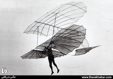 پرواز یکی از برادران رایت با گلایدر. 1902
