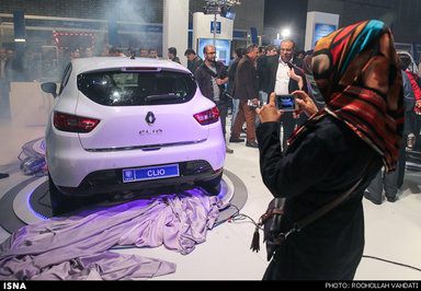 رونمایی از محصولات جدید ایران خودرو در نمایشگاه تبریز