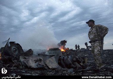 بقایای هواپیمای سقوط کرده مالزی در دونتسک، اوکراین