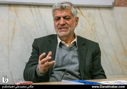 تصاویری از گفت و گو با محسن کاشانی وحید مدیرعامل مجتمع نیکان