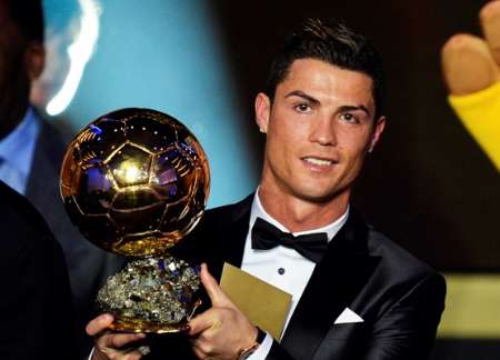 رونالدو برای سومین بار بهترین بازیکن جهان شد