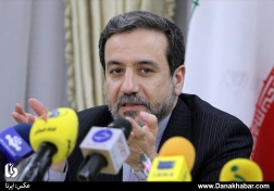 نشست خبری عراقچی با خبرنگاران در وین