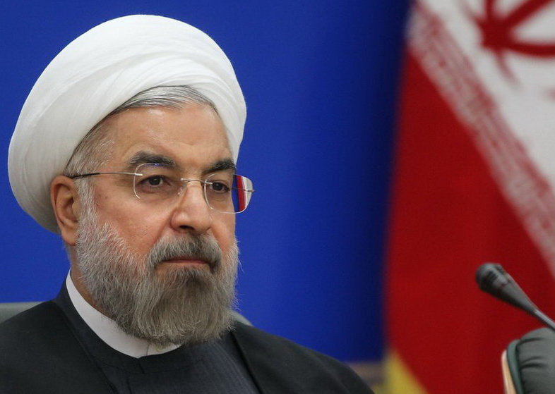 روحانی: از شرایط پهنای باند اینترنت در کشور راضی نیستم/ عدم تاثیر ماهواره در ایمان مردم