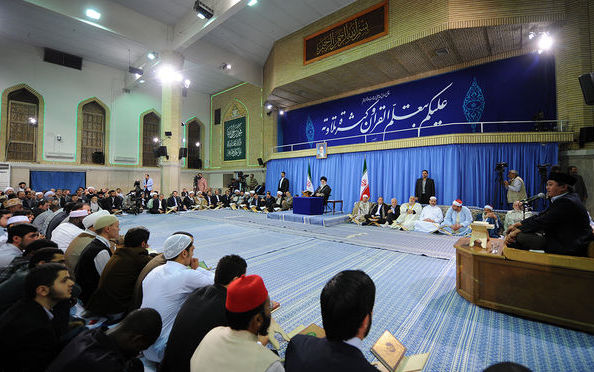 شرکت کنندگان مسابقات بین المللی قرآن با رهبر معظم انقلاب اسلامی دیدار کردند