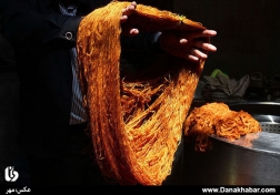 آنجا که جان پارچه و نخ رنگ می گیرد