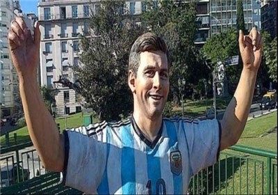 حمله به مجسمه مسی در آرژانتين