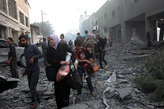 ورود هیات مذاکره کننده فلسطین به قاهره برای انجام مذاکرات آتش بس