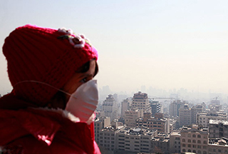 تغییر الگوی آلودگی هوای تهران از گازها به سمت ذرات معلق / فوق تخصص آسم و آلرژی: غبارآلود شدن هوا، سکته قلبی را افزایش می‌دهد