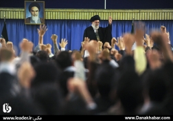 دیدار شرکت کنندگان در هشتمین همایش ملی نخبگان جوان کشور با رهبر معظم انقلاب