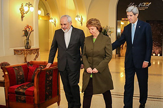 رویترز: ایران و آمریکا در حال کار روی ایده های جدید هستند / وزیر خارجه عمان در وین / احتمال پیوستن وزیر خارجه روسیه به مذاکرات