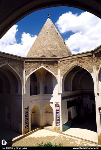 نگاهی به بقعه متبرکه امام زاده قاسم