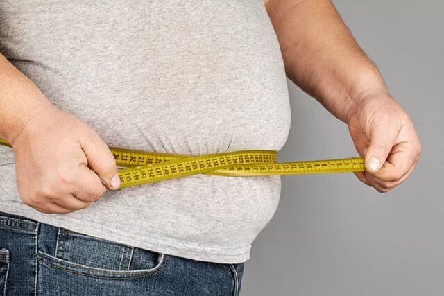 میانسالان مبتلا به چاقی ۵ سال کمتر عمر می‌کنند