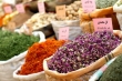 کشف داروهای غیرمجاز از یک عطاری در غرب تهران