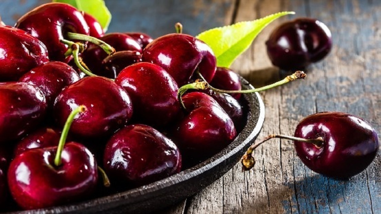 سالمترین مواد غذایی شیرین برای سلامت بدن سالمترین مواد غذایی شیرین برای سلامت بدن