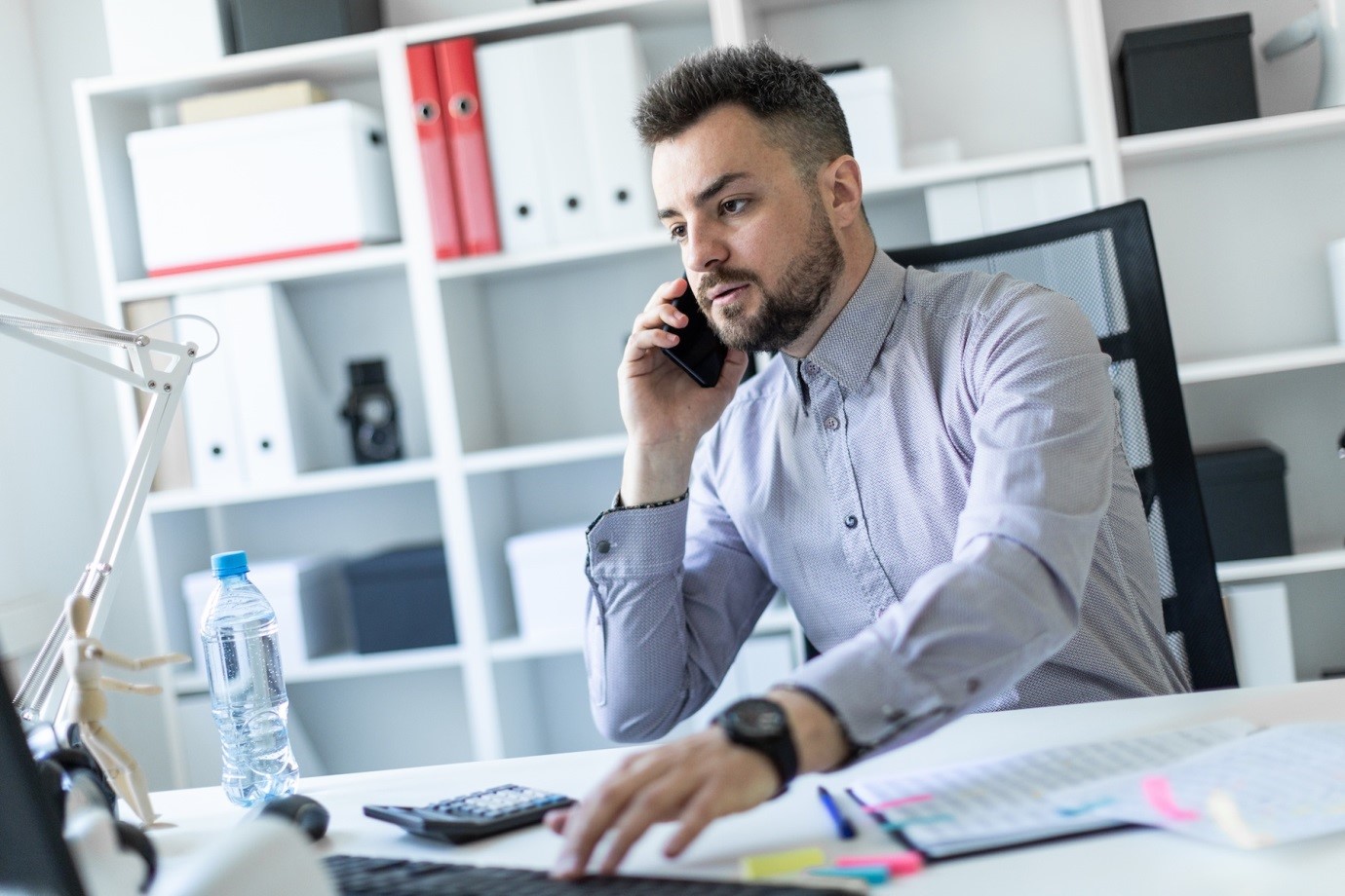 تفاوت وظایف کارمندان اداری در شرکت های دولتی و خصوصی