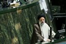 رئیس جمهور برای تقدیم لایحه بودجه سال ۱۴۰۲ وارد صحن علنی مجلس شد