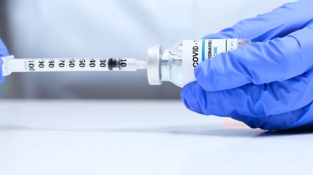 بیش از یک‌هزار دُز واکسن کرونا در کشور طی شبانه روز گذشته تزریق شد