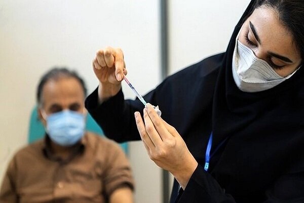 ۴۰ هزار تهرانی ۴ دوز واکسن کرونا دریافت کرده اند