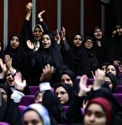 خوانش صحیحی از دانشجوی انقلابی و پای کار نظام ترسیم کنید