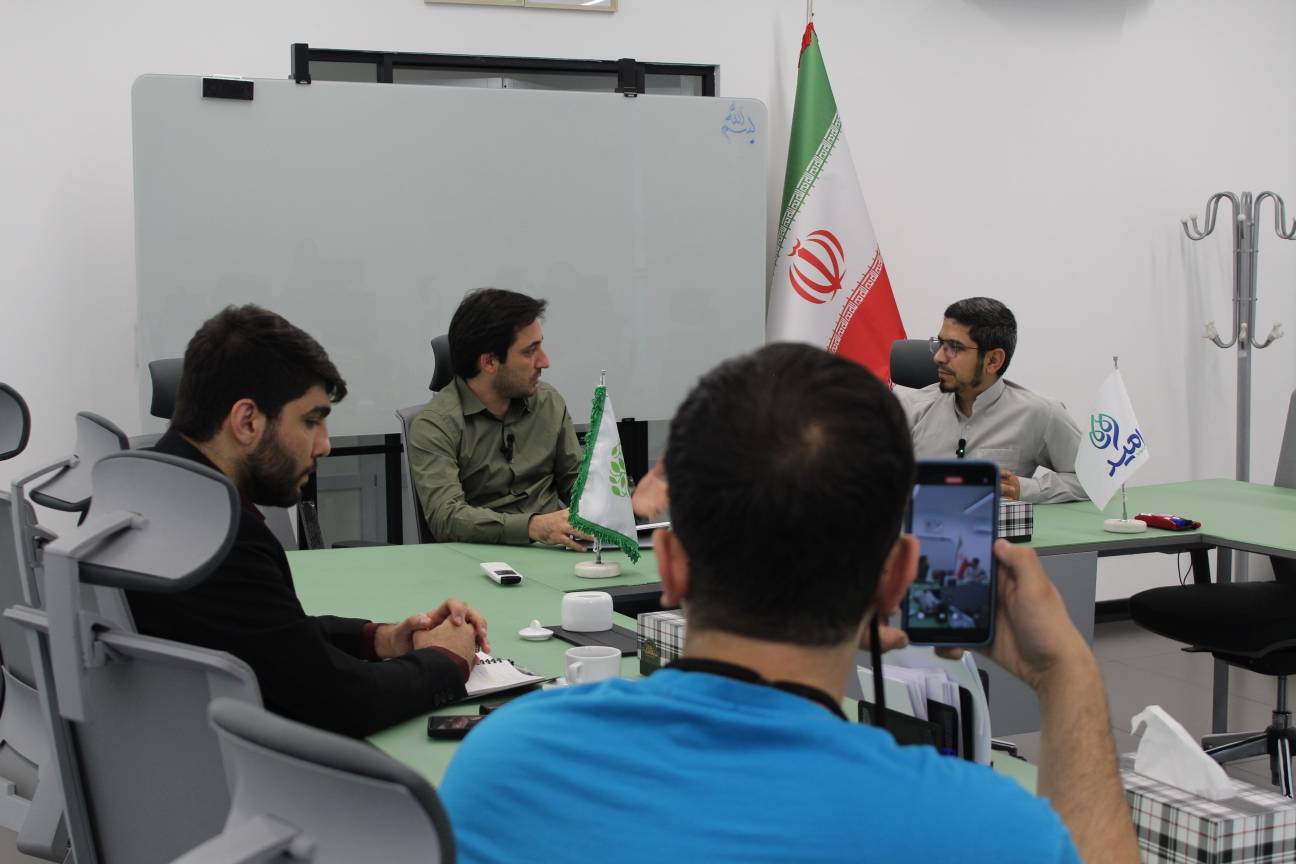 تغییر نگاه در مدیریت مصرف رسانه‌ای نوجوان