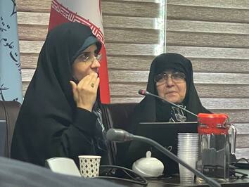 دکتر مریم برادران 
دکتر مریم قبادی 